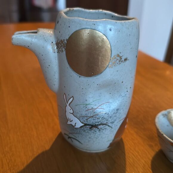 Vintage Kutani teapot & 2 cups - Picture 2 of 9